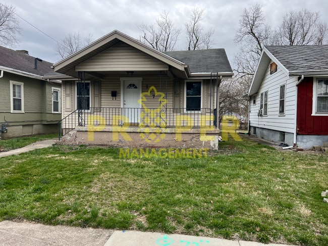 Building Photo - 2 bedrooms 1 bathroom house for rent