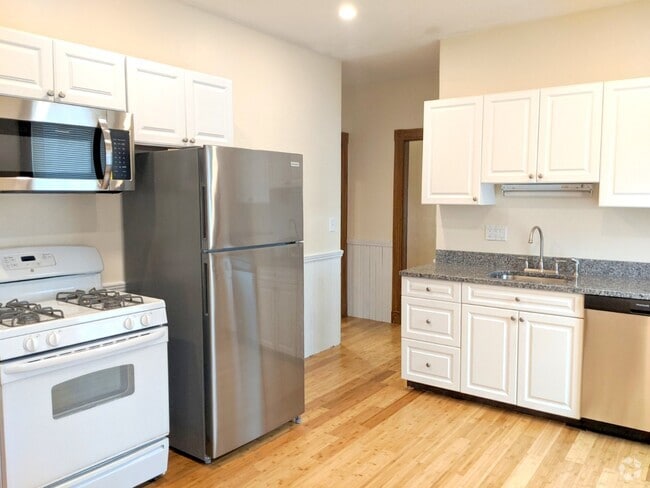 Building Photo - 9 Belknap St Unit 3 Rental