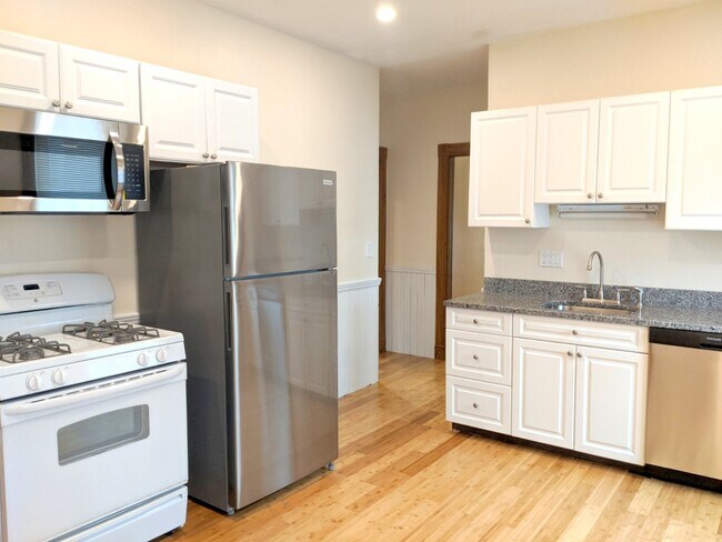 Photo - 9 Belknap St Apartments Unit 3