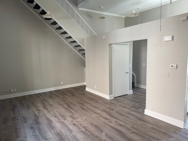 Building Photo - 131 Southside Pkwy Unit 3 Rental