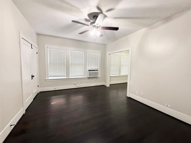 Photo - 1126 Berthea St Unit 11