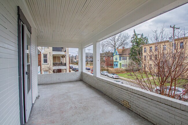 Photo - 435 Franklin Ave Unit 2