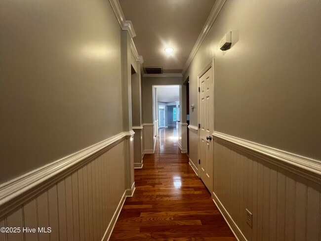 Photo - 1262 Greensview Cir