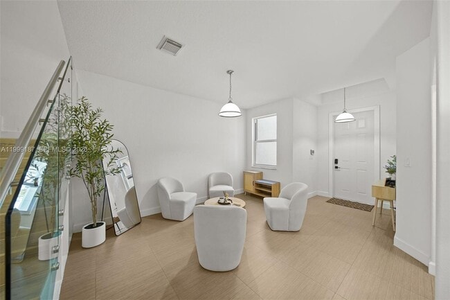 Photo - 11613 NW 78th St