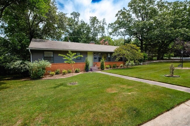 Photo - 2100 Durwood Rd