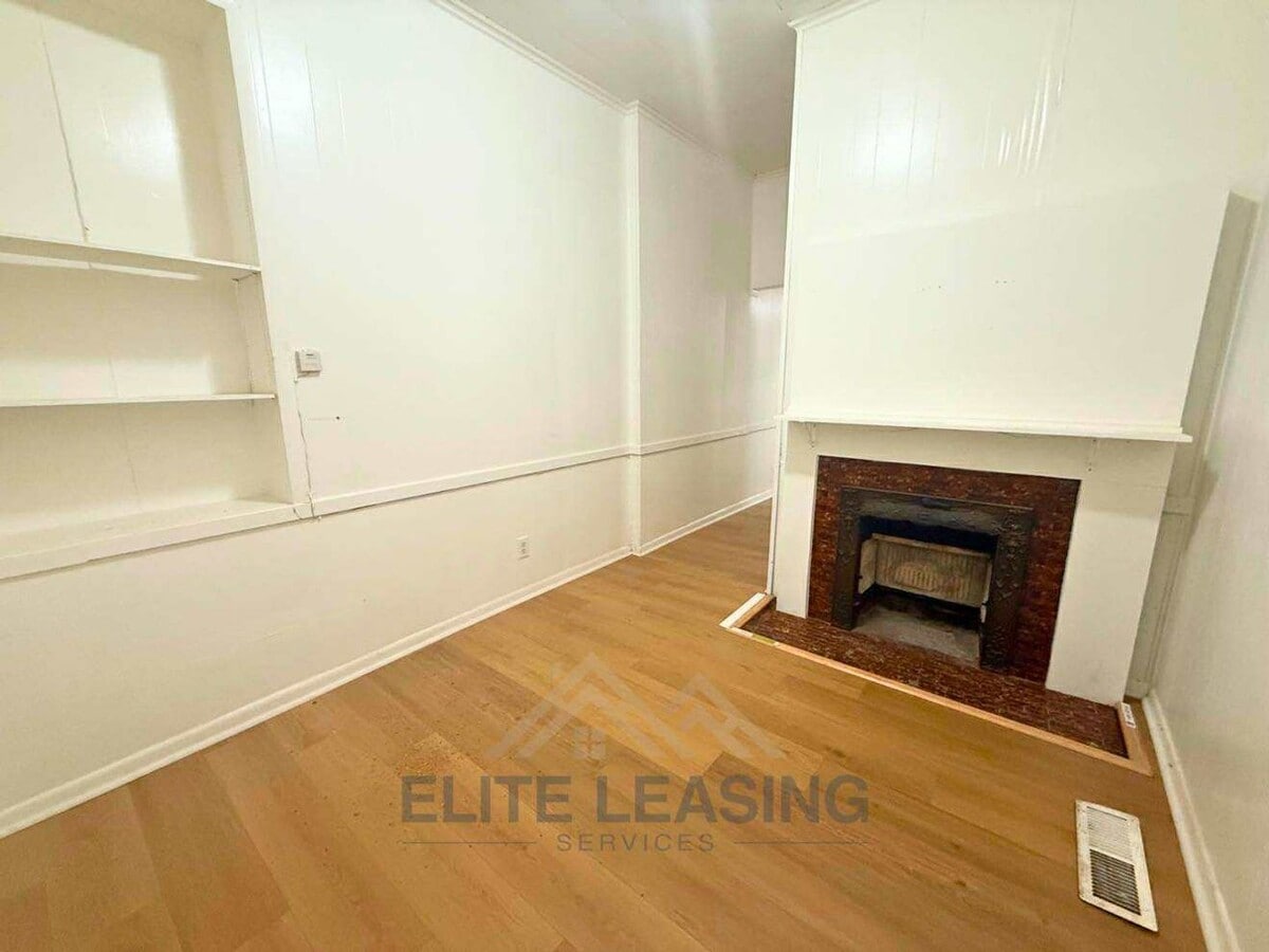 Photo - 1441 SW Van Buren St Unit B