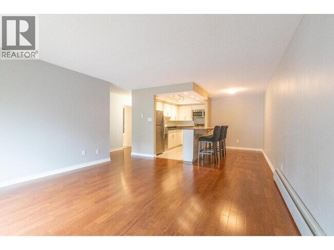 1235 W 15th Ave Unité 202