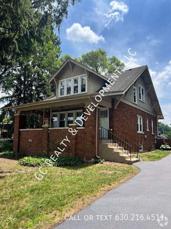 Building Photo - 2317 Maple Ave Unit 1 Rental