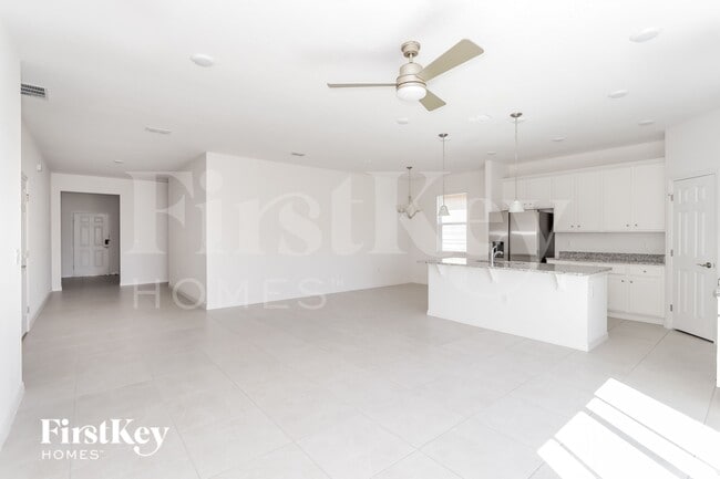 Photo - 519 Crown Rose Dr