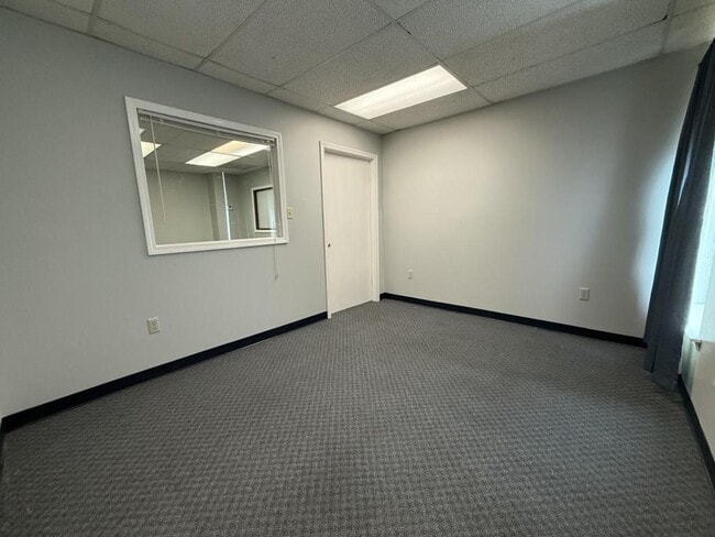 Photo - 4323 Division Street