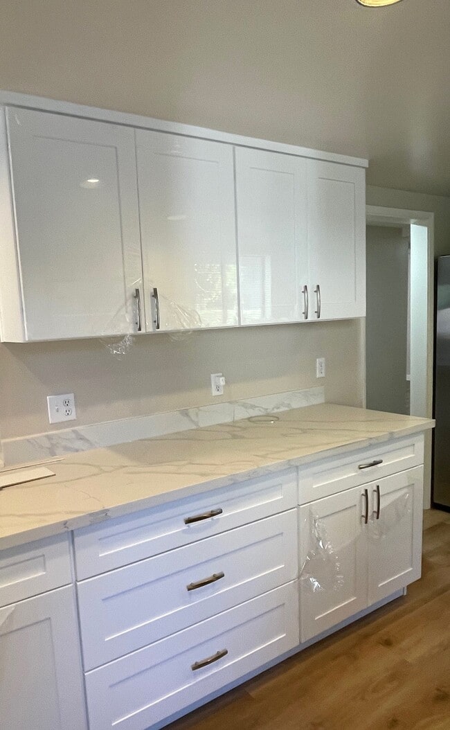 Photo - 10210 Sterling Blvd