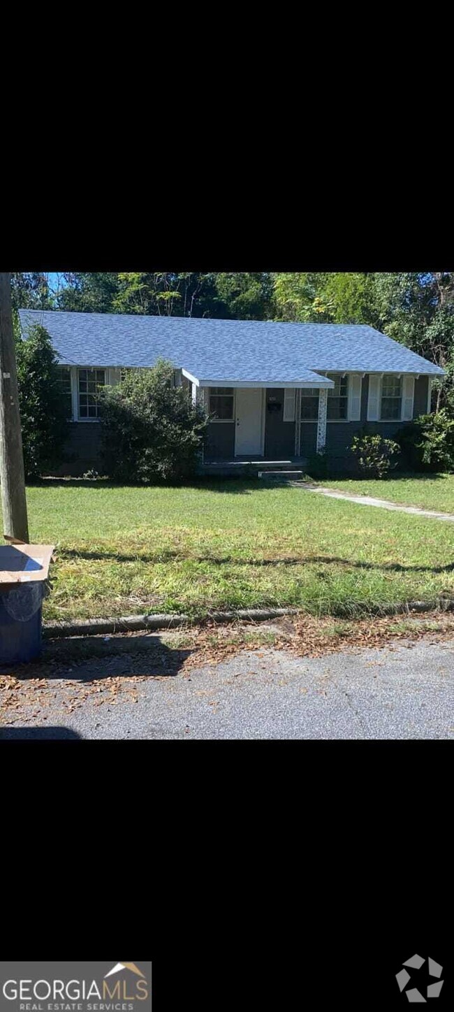 Building Photo - 1539 Dexter Ave Rental