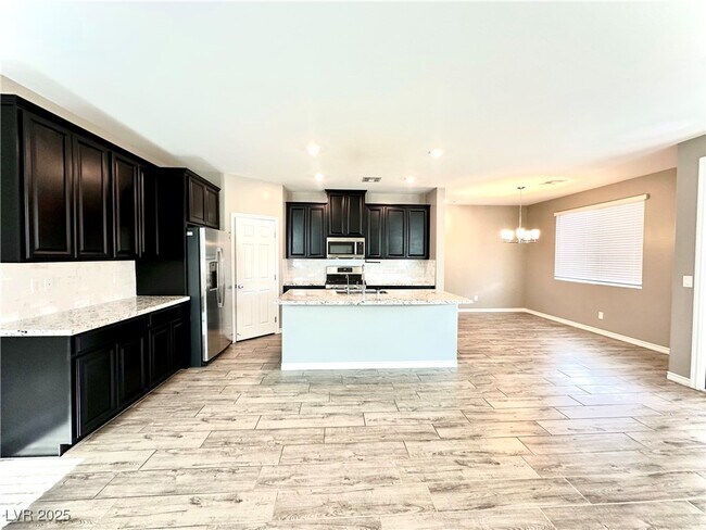 Photo - 6948 Judith River St