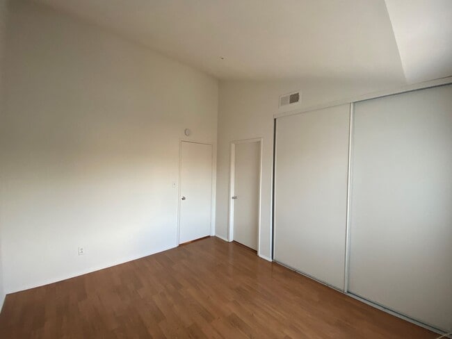 Photo - *MOVE IN SPECIAL!* Lovely 2 Bedroom plus den 2.5 bathroom Townhome in Gated Community