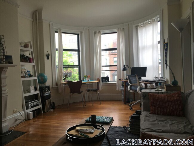 Photo - 499 Beacon St Unidad 6