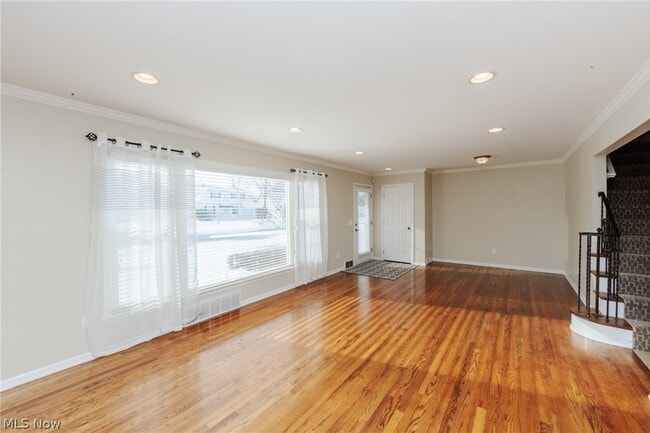 Photo - 23915 Glenhill Dr