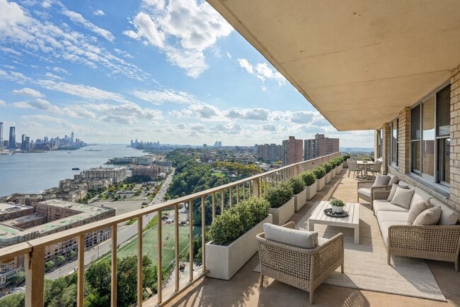 Building Photo - 6040 JFK Blvd E Unit 23