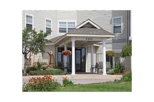 Photo - ST. CLAIR LANDINGS