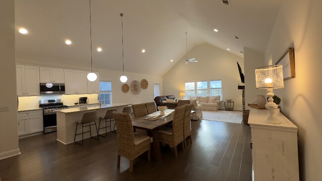 Photo - 28 Tabby Pl Ln