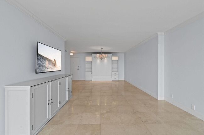 Photo - 1701 S Flagler Dr Unidad 1706