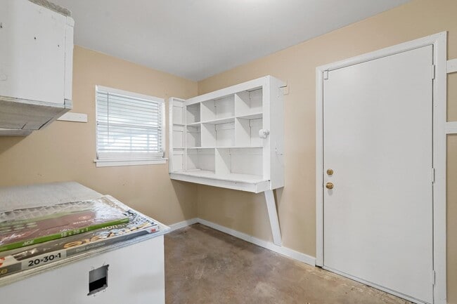 Photo - 10645 Oak Brook Dr