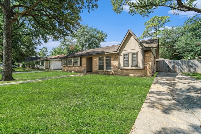 Photo - 23235 Earlmist Dr