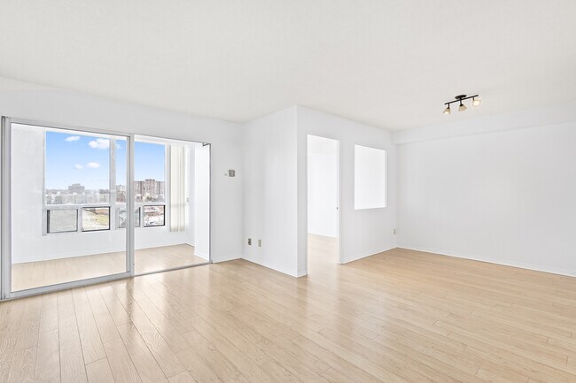 Photo - 115 Hillcrest Ave