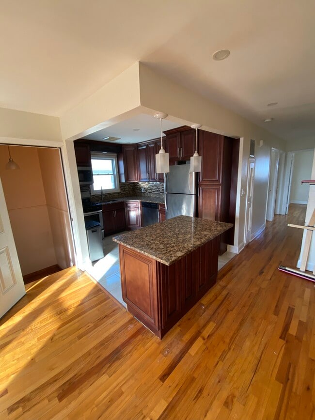 Photo - 14605 226th St Unit 2