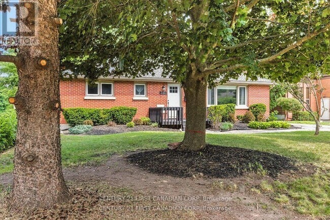 Photo - 330 Glenrose Dr