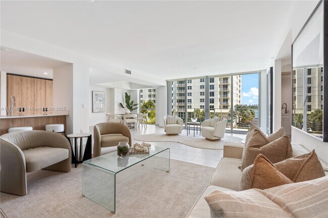 Building Photo - 10281 W Bay Harbor Dr Unit 301 Rental