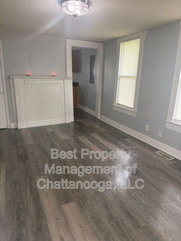 Photo - 4802 Oakland Ave