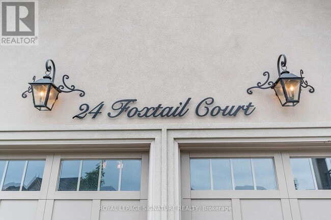 Photo - 24 Foxtail Ct
