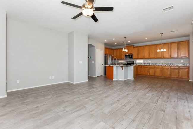 Photo - 3933 E Bridgeport Pkwy