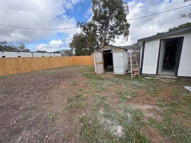 Photo - 704 S 10th St