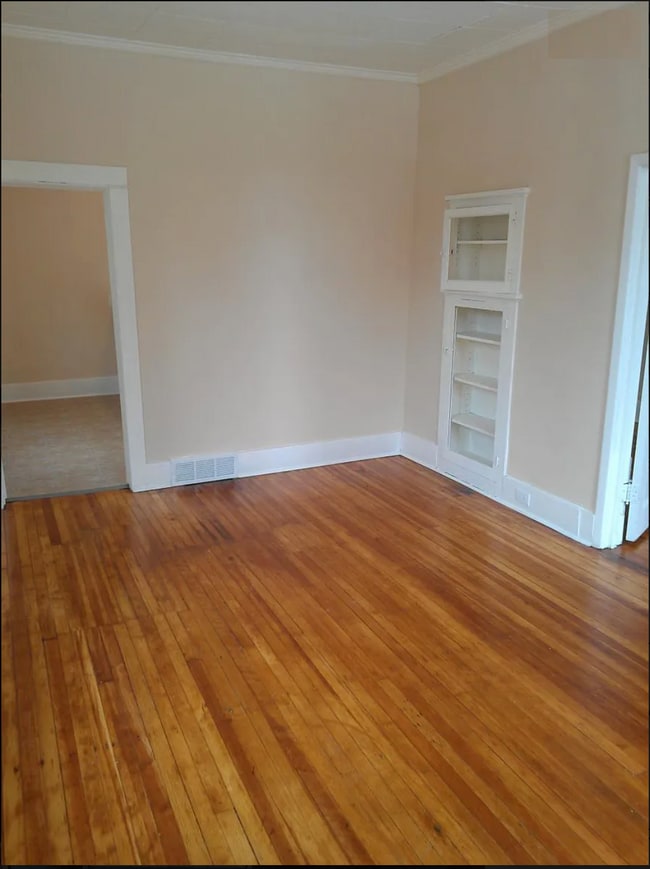 Living Room - 2508 Decatur St