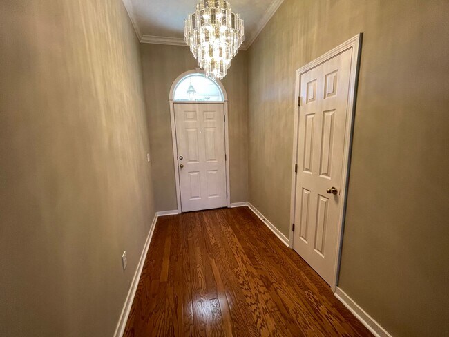 217 Kirkwood Dr