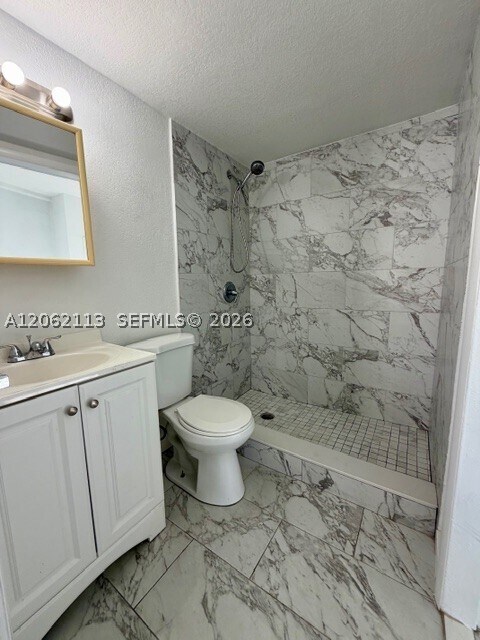 Photo - 2340 SW 14th St Unit B