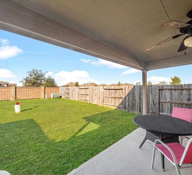 Photo - 15419 Royce Holly Dr
