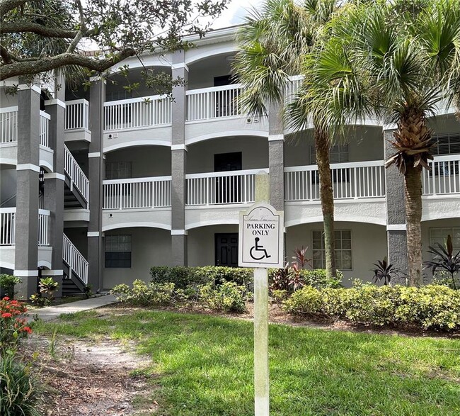 Photo - 13905 Fairway Island Dr Condo Unit 1013