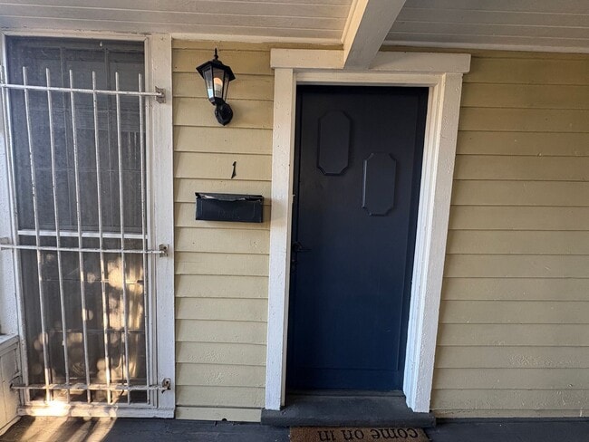 Photo - 1020 Adams St Unit Apartment 1