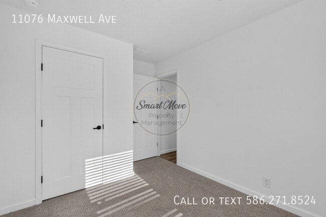 Photo - 11076 Maxwell Ave