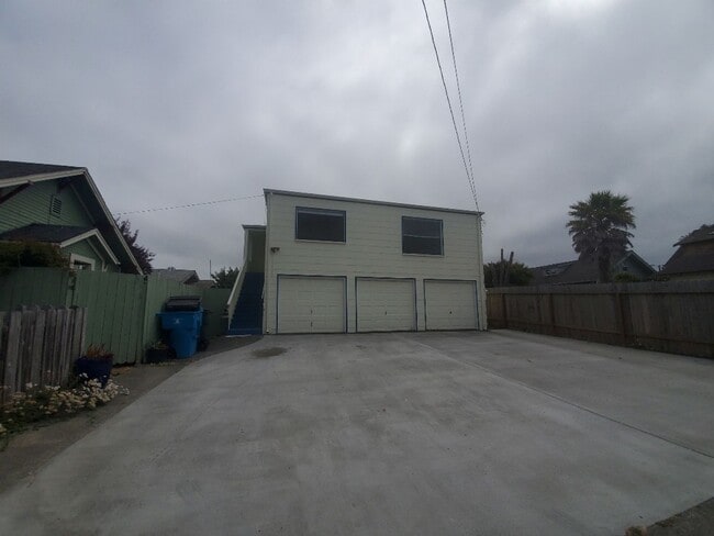 Building Photo - 1611 Lowell St