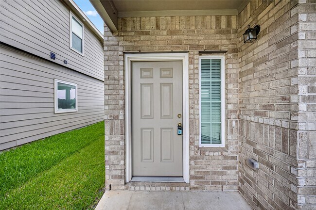 4818 Blue Jacaranda Wy