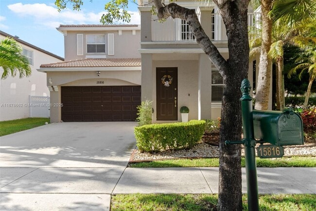 Building Photo - 15816 SW 48th Manor Rental