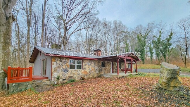 Photo - 5 Acres! Land to Roam and a big house to go with it!