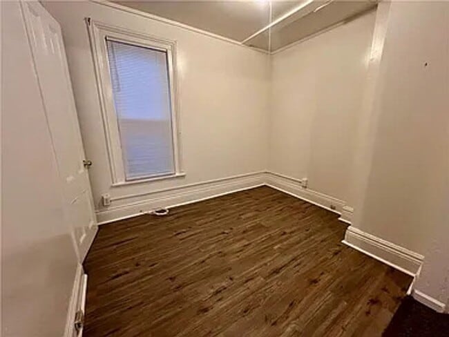 Photo - Move in Ready 4 Bedroom 1 1/2 bath house Available