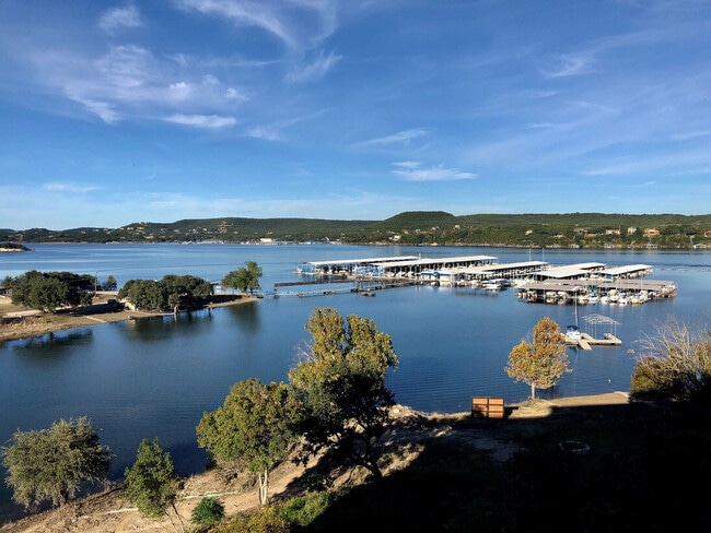 The Hudson on Lake Travis (WATERFRONT!)
