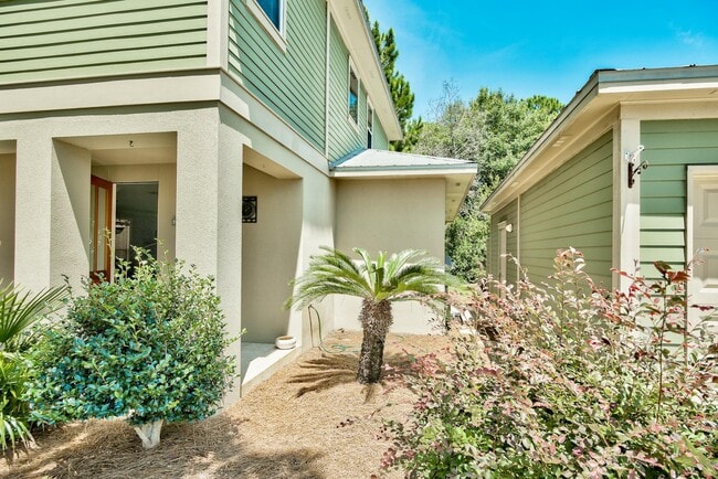 Photo - 2045 Crystal Lake Dr