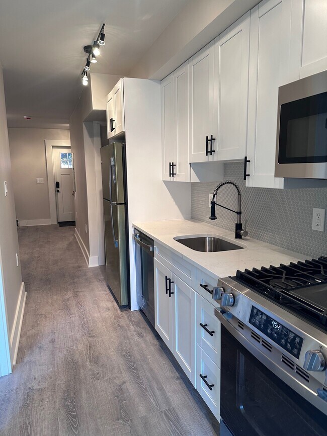 Photo - 1526 2nd St SW