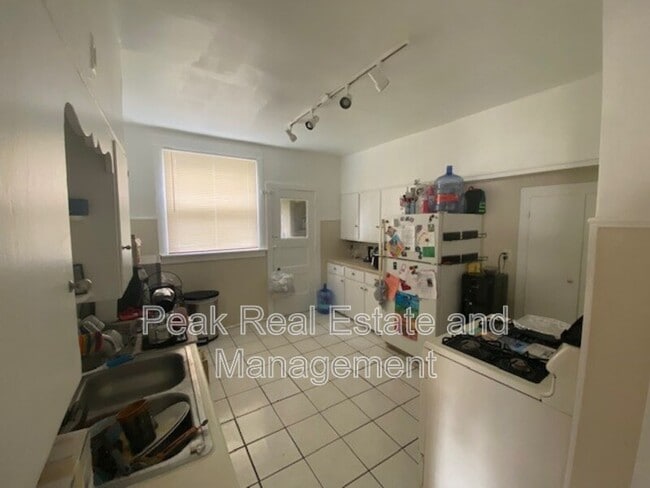 Photo - 600 Pleasant St SE